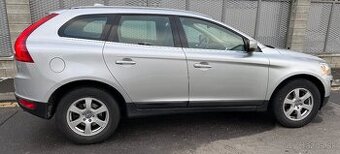 Malo jazdene SUV Volvo XC 60, Kupene v SR, 1. majitel - 1