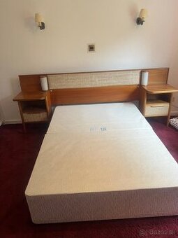 Predam nabytok suvisiaci s postelou za 50eur