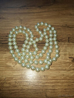 STARŠÍ NÁHRDELNÍK