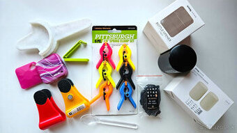 kuchynske doplnky: solnicka, korenicka, otvarak na flase a i