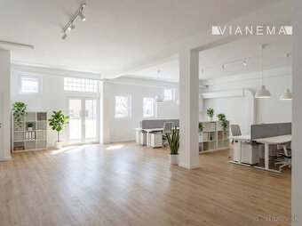 NA PREDAJ Budova v Trebišove pripravená na rekonštrukciu