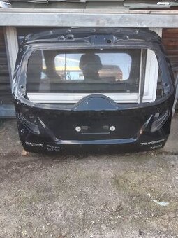 Zadna kapota hyundai tucson