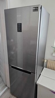 Samsung RB30J3215SA/EF – No Frost chladnička s mrazničkou