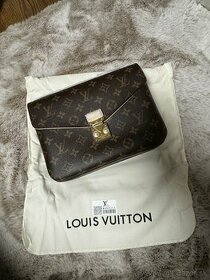 Louis Vuitton Metis, 2 prevedenia