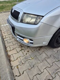 Predam  Predný nárazník na skoda fabia RS