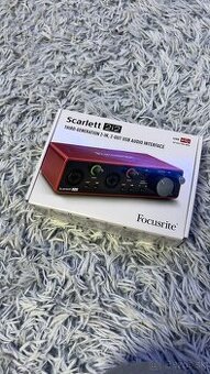 Focusrite scarlett 2i2 (3 generácia)