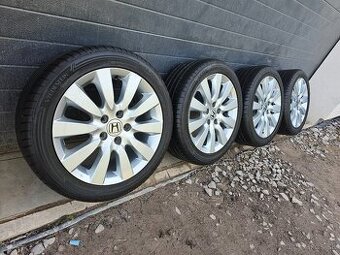Letná Sada Honda Civic 5x114,3+Vredestein 225/45 R17