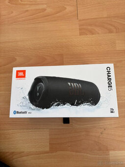 JBL Charge 5