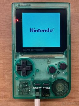 Game Boy Pocket s IPS obrazovkou