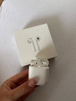 airpods sluchadla