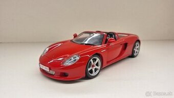 1:18 PORSCHE CARRERA GT