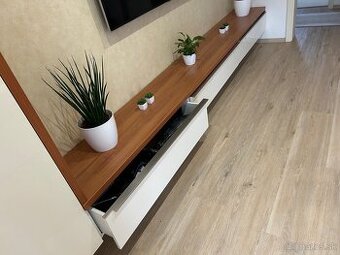 nabytok pod tv