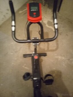 Stacionárny bicykel