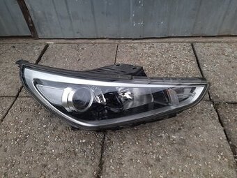 Hyundai i30 svetlo