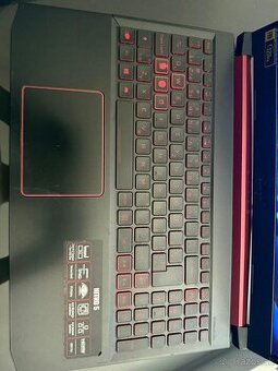 ACER NITRO 5 GTX 1650,AMD 5, 8GB RAM 512 GB SSD