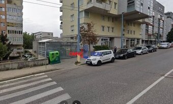 Obchodný, alebo kancelársky priestor vhodný aj na ambulanciu
