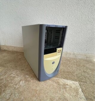 Retro PC skriňa
