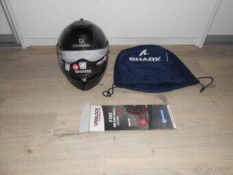 Predam krasnu novu moto prilbu znacky SHARK SPARTAN GT REPL