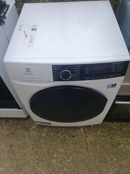 Práčka so sušičkou Electrolux 10 kg