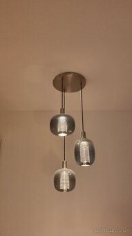 Svetlo - zavesna lampa