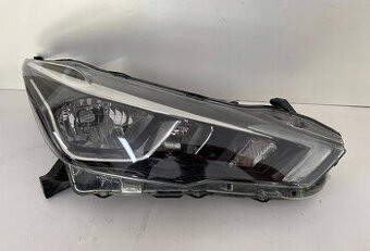 Nissan Micra K14 2016- pravé predné svetlo