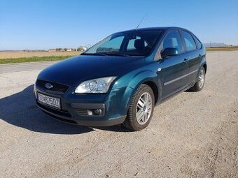 Ford Focus 1,6 benzín