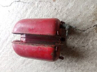 nádrž jawa, karburátor