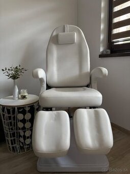 Hydraulické pedikérske kreslo