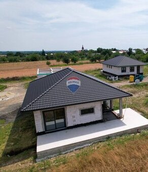 Novostavba 4 + 1 izbový rodinný dom, 198m2, Hažín - 1