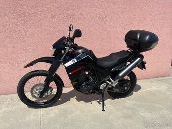 Yamaha XT660R - 1