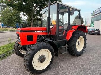Traktor Zetor 5245 s pohonom všetkých kolies