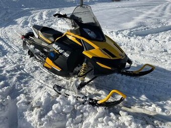 Ski doo 1200-4TEC