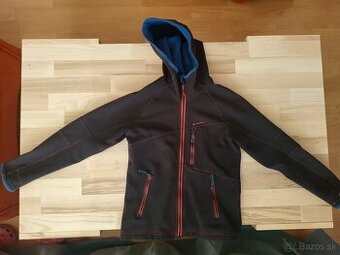 Softshellova bunda Decathlon 128