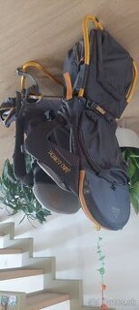 Turisticky nosic Mc Kinley juno comfort