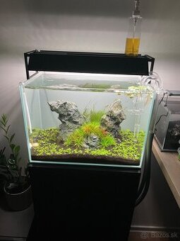 Optiwhite 52l + skrinka oase