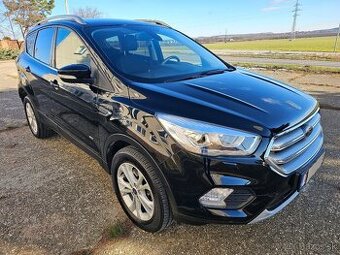Predáme veľmi zachovalý Ford Kuga benzín automat 4x4