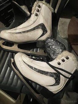 Korčule dámske v.35