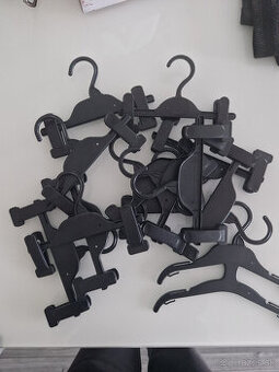 Darujem detské vešiaky