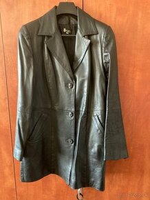 Kožené dámske kabáty