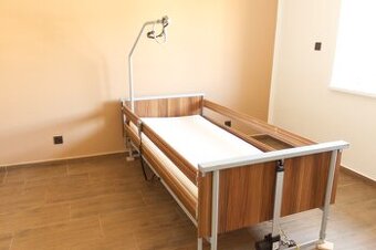 Elektrická polohovacia posteľ