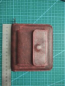 Ručná výroba kožena peňaženka