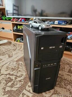 Stolný PC AMD FX 8320/R9 280X/16GB Ram