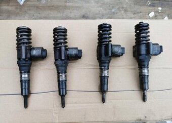 Trysky vstrekovace 2 0tdi 038130073g bkd blb bre azv