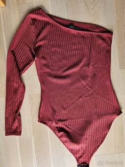 Dorothy Perkins - Asymmetrical Single Sleeve Body