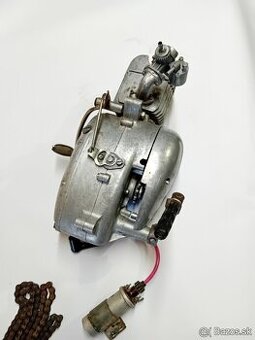MOTOR NA MOPED JAWA PIONIER 50/05