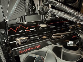 Sapphire Pulse RX 6700 XT 12GB