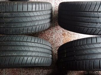 Letné pneumatiky Bridgestone 235/45R17
