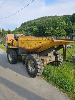 Dumper Neuson s 3-stranou otočnou nadstavbou