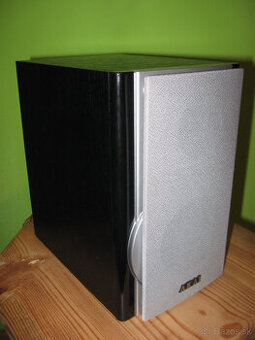 HiFi reproduktory pouzivane v garazi