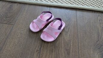 Detske sandale velkost 21-22